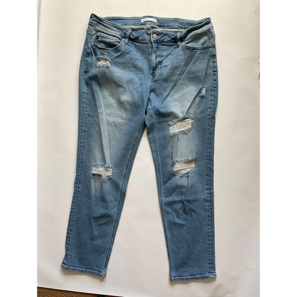 Kancan Disstressed Plus size Jeans Size 20‎